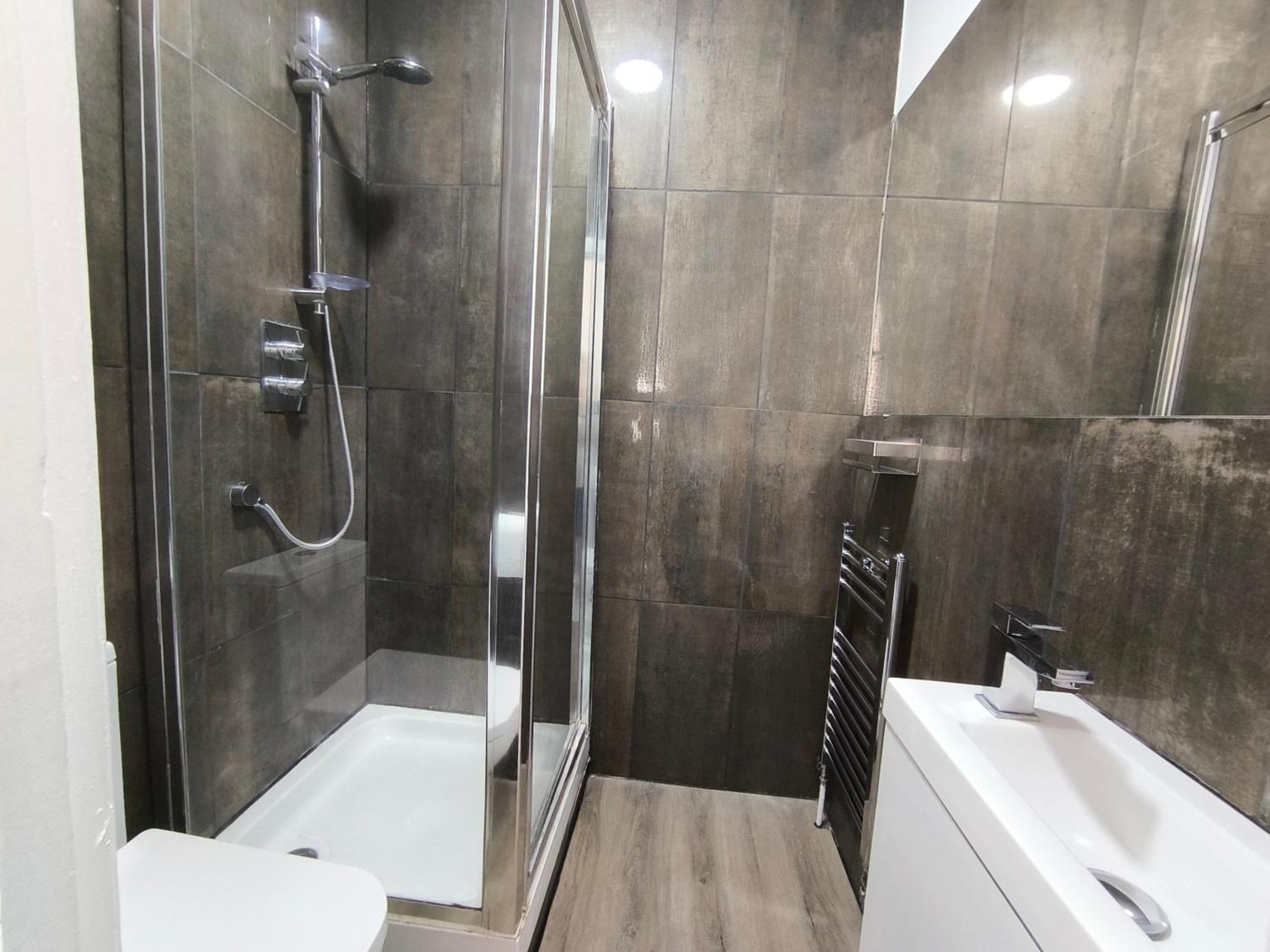 Bright Chiswick Apartment - Great Location London Eksteriør bilde